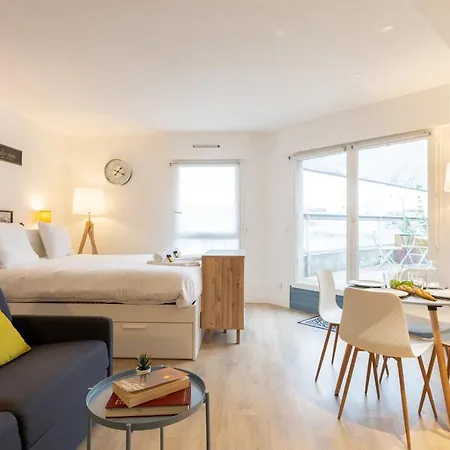 Appartement Guestready - Gerland Neuf Avec Terrasse